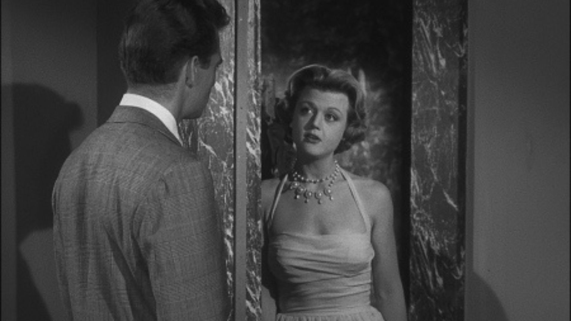 website beeld - A Life at Stake